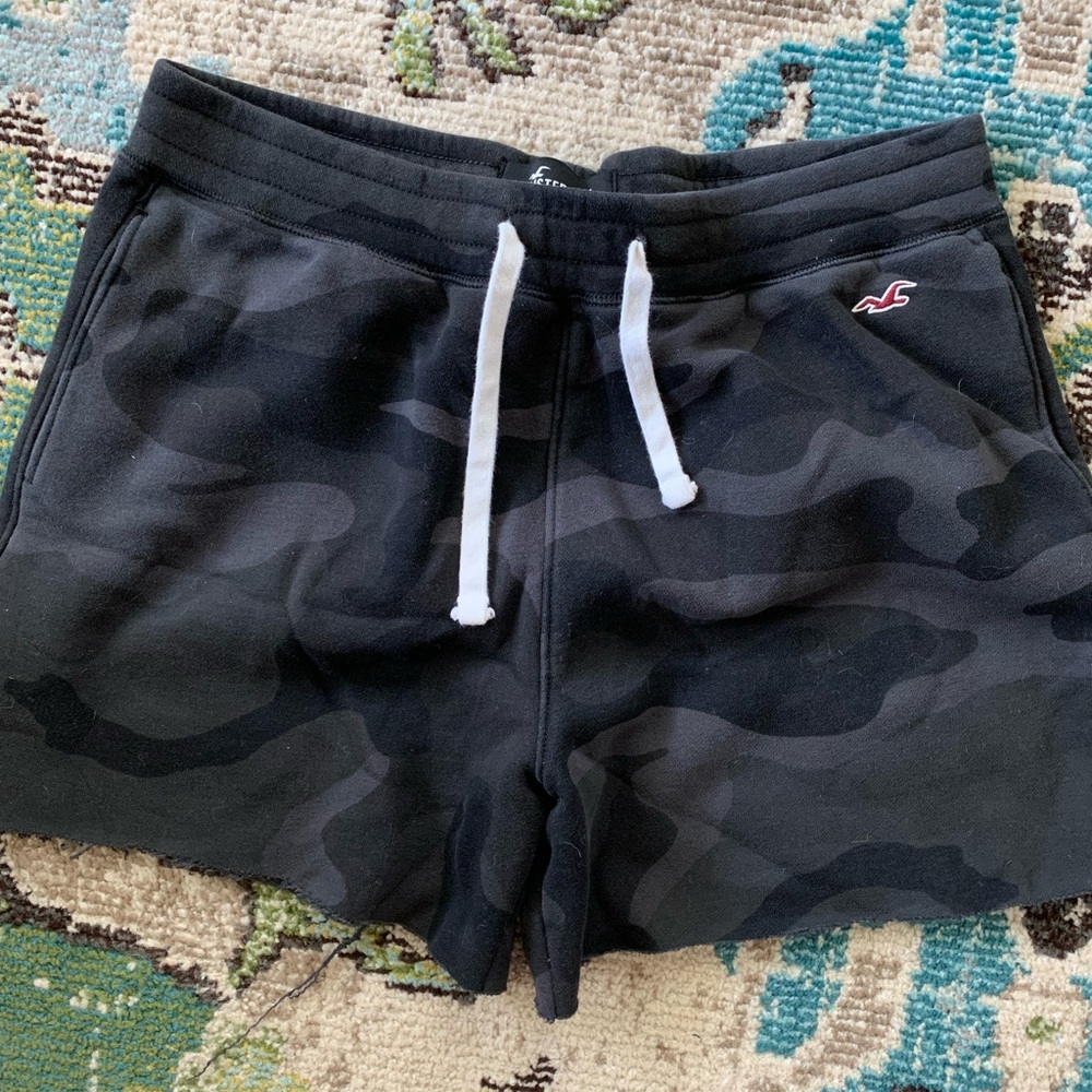 Hollister camo sweat shorts
